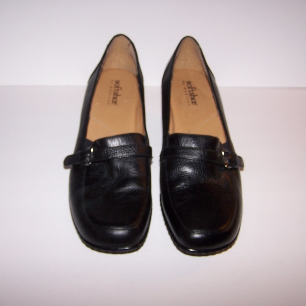 Softshoe by Medicus Loafers Heels Shoes 11 M